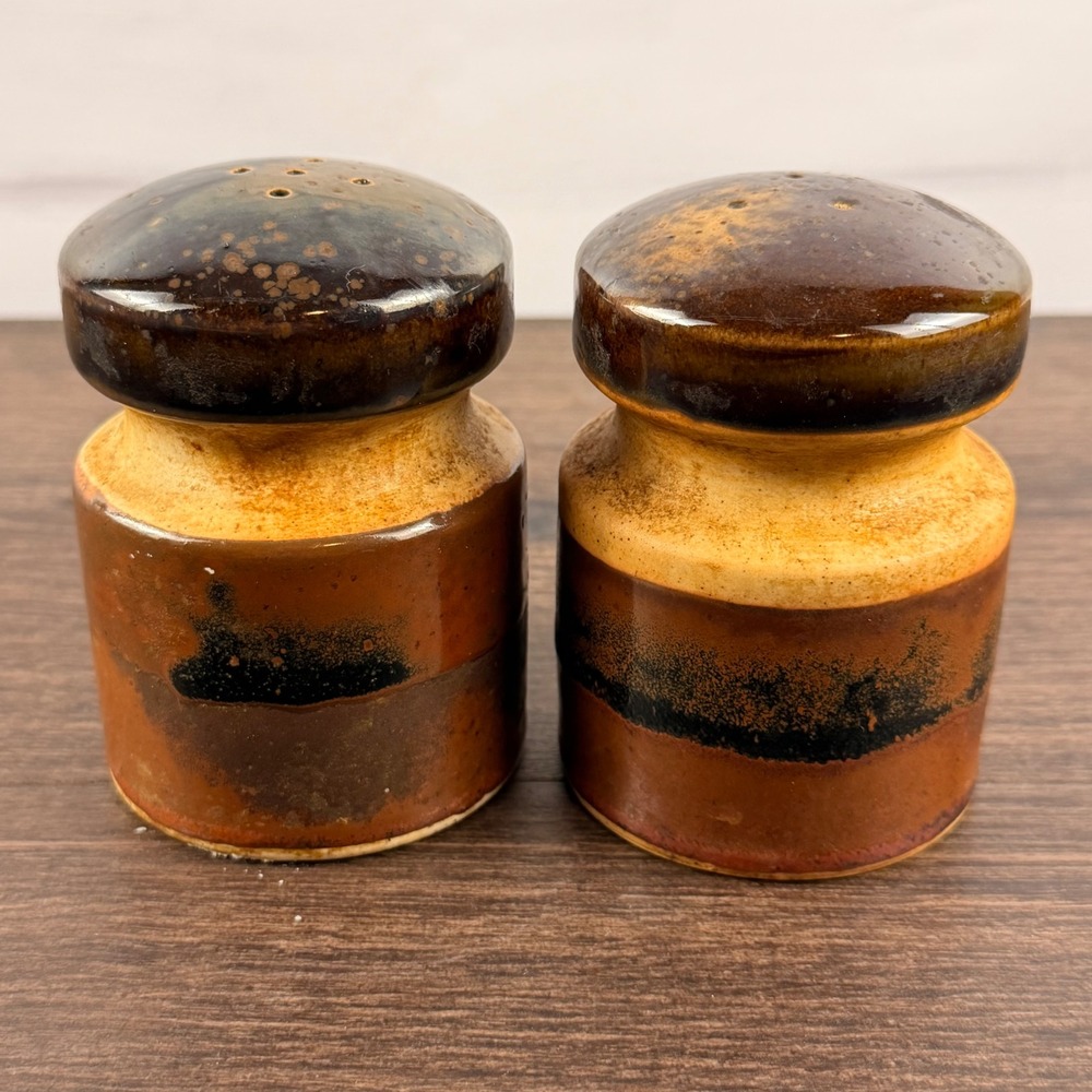 Takahashi Japan Studio Pottery Salt & Pepper Shakers Brown Glaze MCM